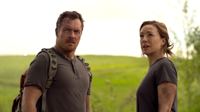 John (Toby Stephens) and Maureen (Molly Parker) Robison navigate the harsh terrain of marital strife.